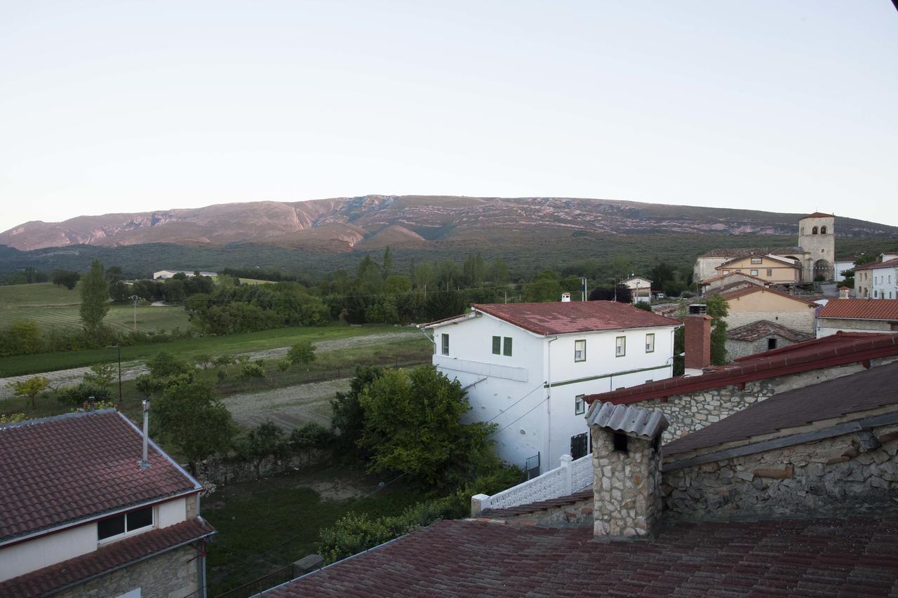Hotel Rural La Torre De Bisjueces מראה חיצוני תמונה