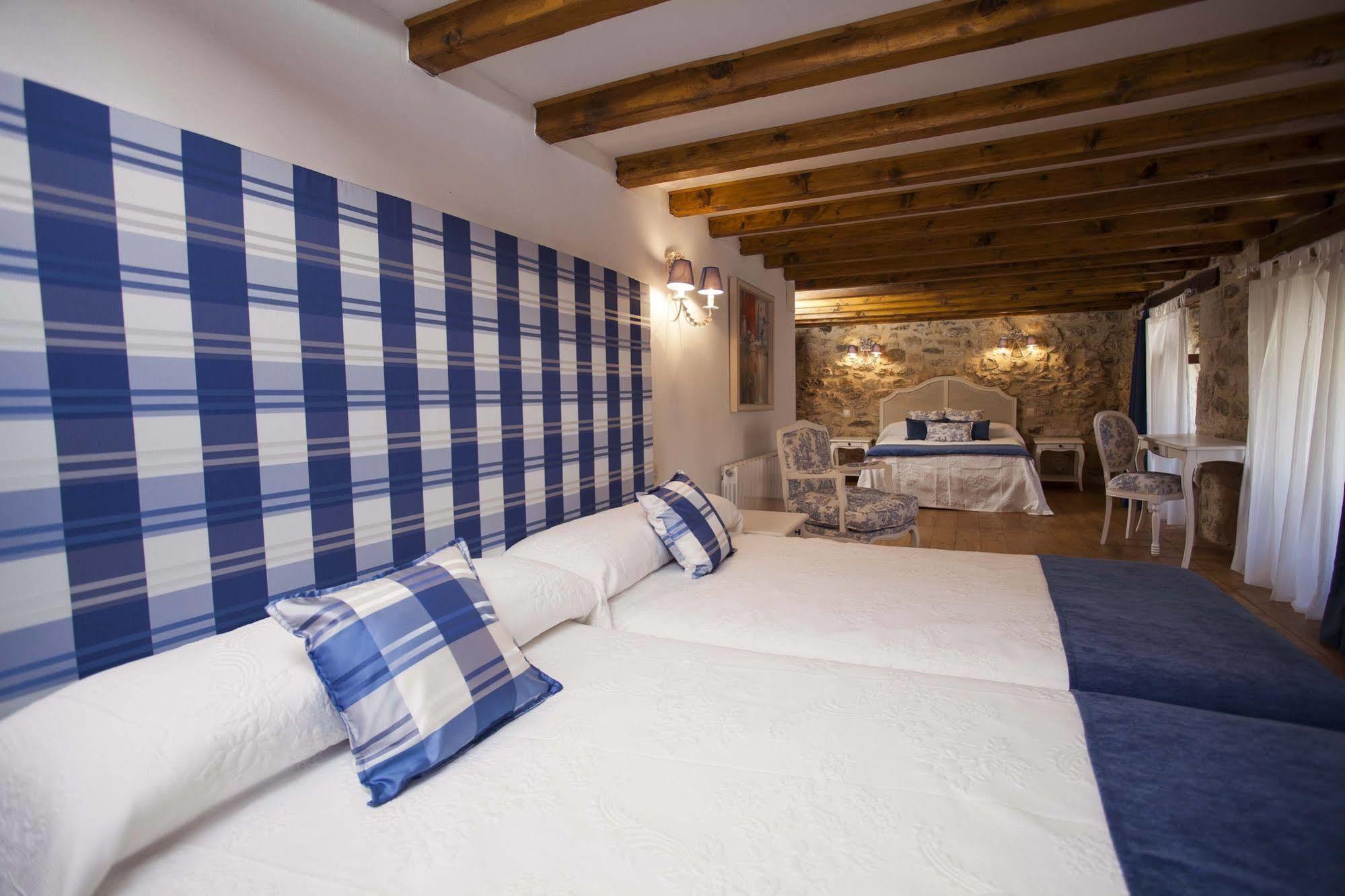 Hotel Rural La Torre De Bisjueces מראה חיצוני תמונה